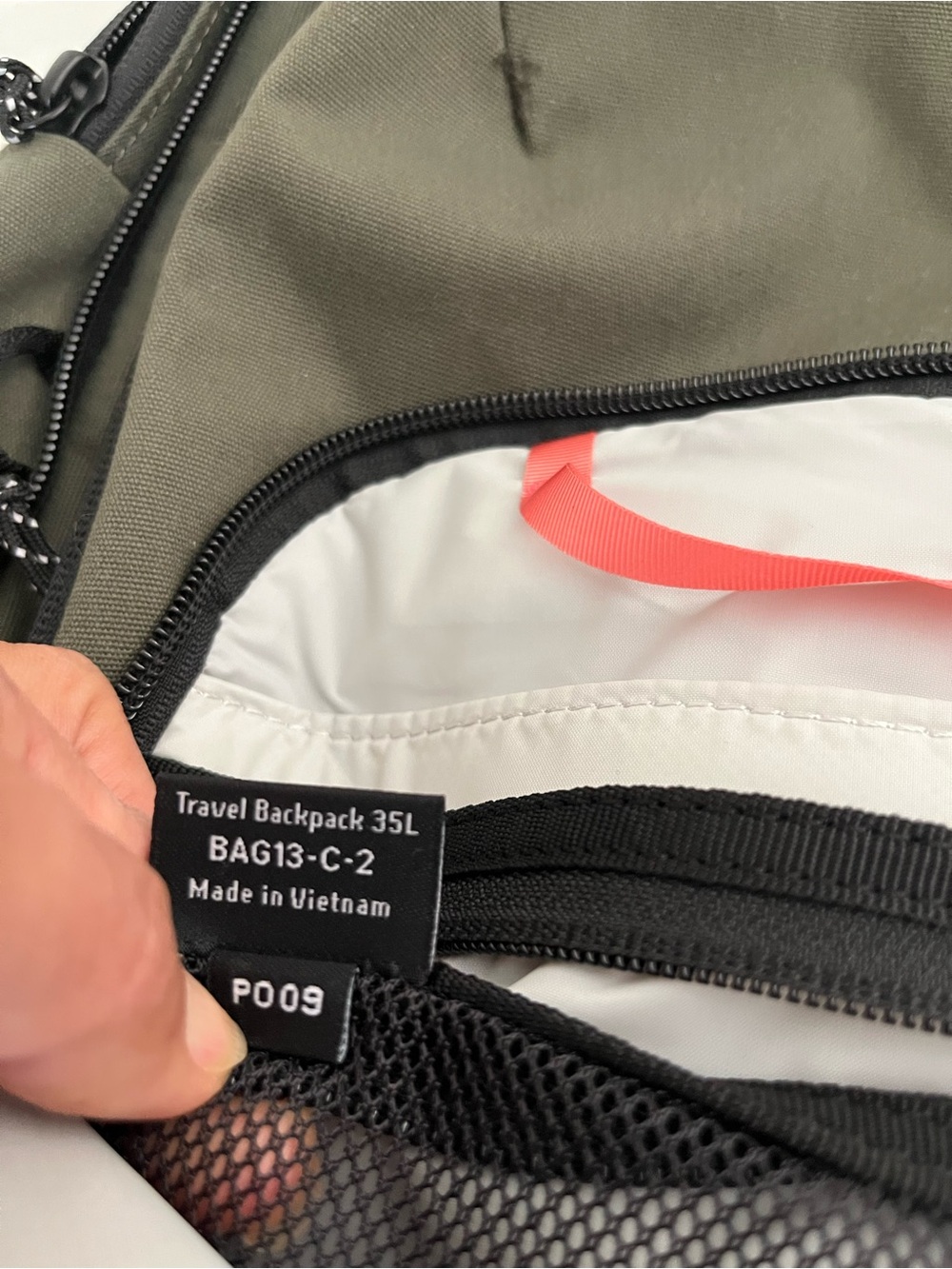 PAKT the travel backpack Forest green 35L - Picture 16 of 16